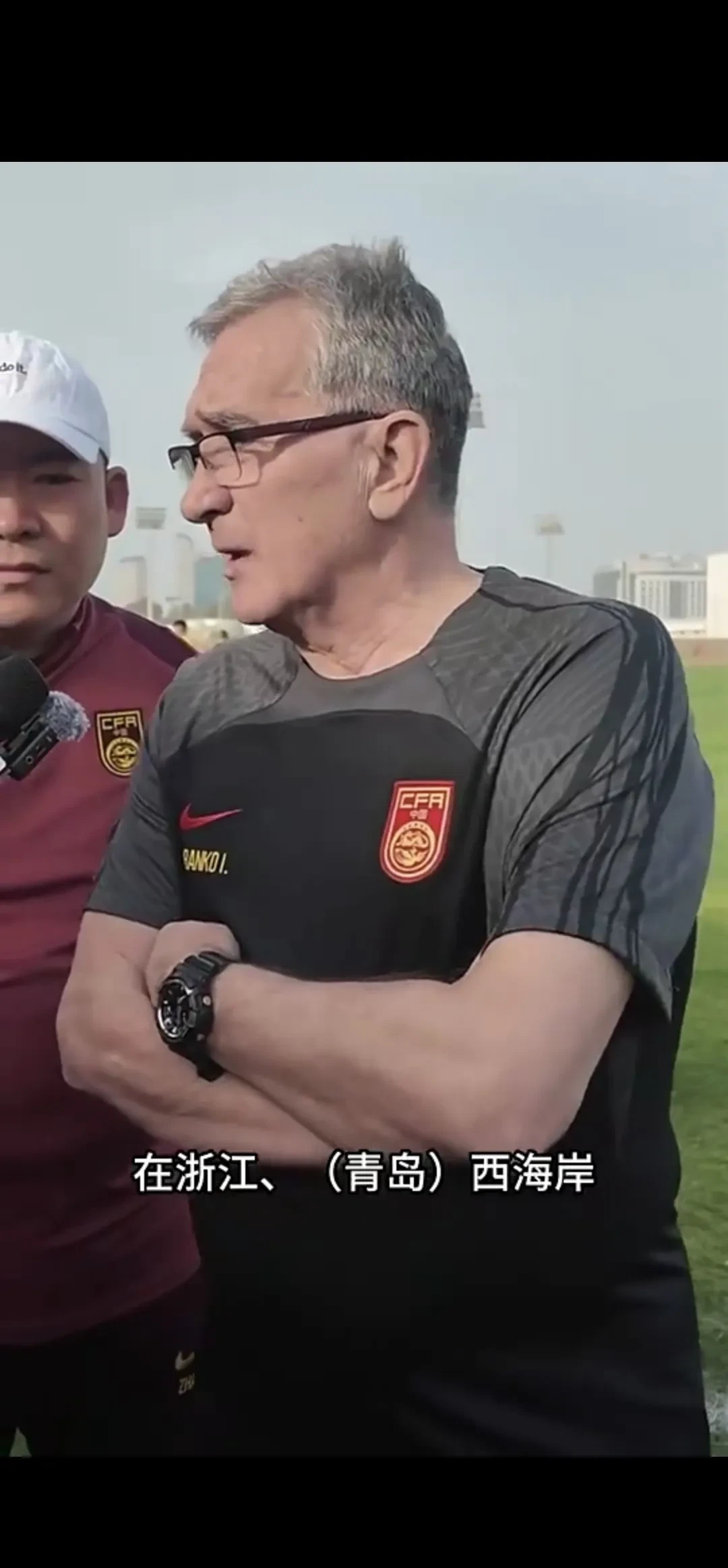 包含观察球队现阶段备战情况，主教练调整战术的词条