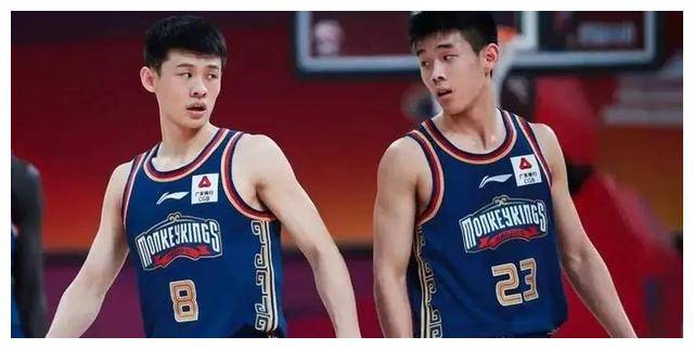 包含多米尼加队决胜时刻，团结一心的词条